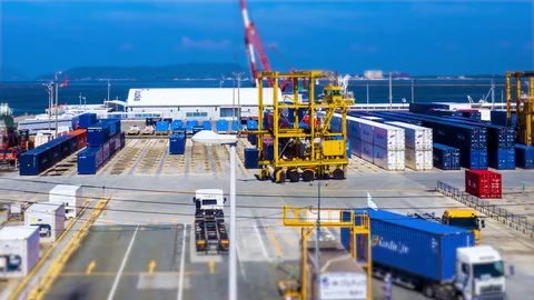 Time lapse of Hakata terminal, Cargo container loading in diorama Stock Footage 79514638