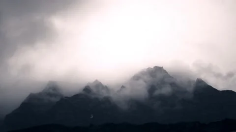 Time-lapse High Speed Frame the Cloud and mist moving cover mountain Stock Footage 154020028