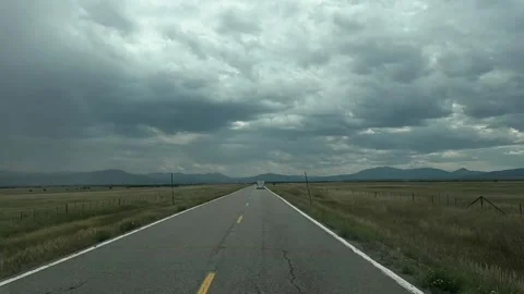 Time Lapse Highway Drive Toward the Rocky Mountains in Colorado Vidéo 343790268