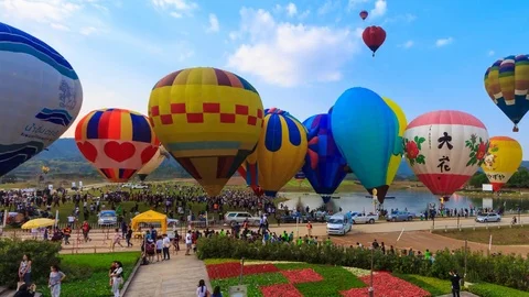 Time Lapse Hot Air Balloons Singha Park International Balloon Fiesta 2017 Stock Footage 76470636