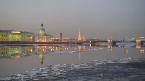 Time lapse of Ice drift on Neva river in St. Petersburg, Russia Video stock 48148746