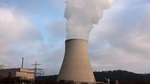 Time-lapse image of the steam column above a nuclear power plant Stock-Footage 233431783