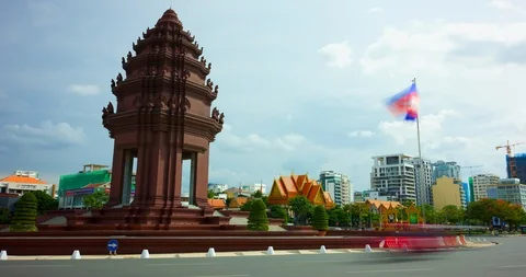 Time lapse of Independence Monument in Phnom Penh, Cambodia. Stock Footage 115059701