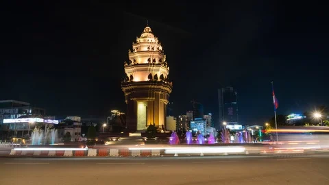 Time-lapse, Independence Monument Zoom In. Nighttime traffic with motion blur. Stock Footage 116011944