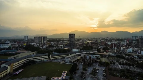 Time Lapse Of Ipoh Town During Beautiful Sunset. Stock Footage 109489942