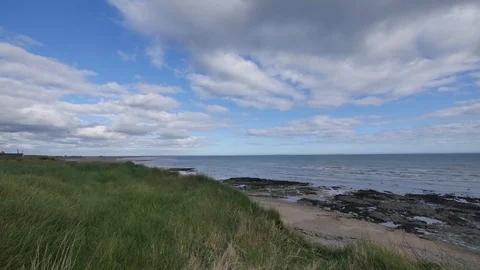 Time Lapse of Irish seaside, camera on a slider 스톡 동영상 95394138