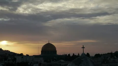 Time lapse of Jerusalem skyline at dawn. Stock Footage 10985496
