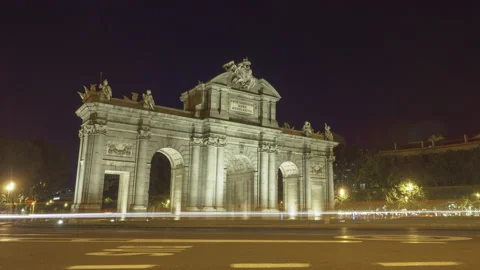 Time Lapse at La Puerta de Alcala in Madrid Stock Footage 200874184