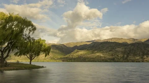 Time-lapse of Lake Dunstan in evening light. Otago, New Zealand. Stock Footage 134314272