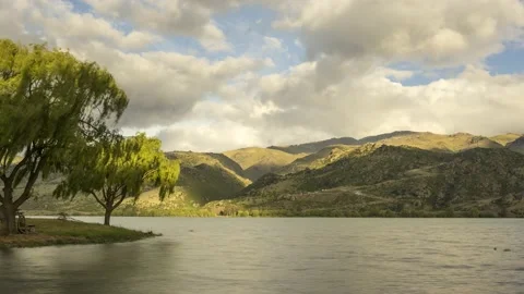 Time lapse of Lake Dunstan in strong wind and evening light. Otago, New Zealand. Stock Footage 132613862