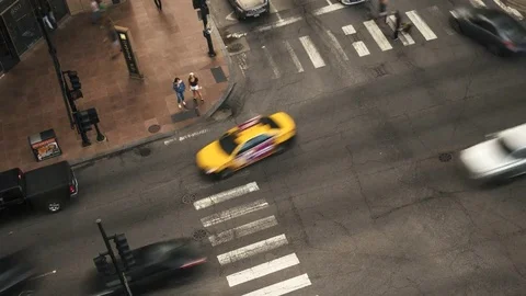 Time Lapse Lake Shore Drive Traffic &amp; Pedestrians in Chicago -Long Version w LUT Vidéo 80295108