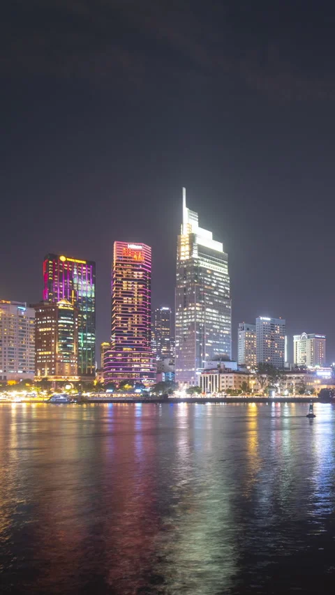 Time lapse landscape skyline sunset to night of Ho Chi Minh city Vídeo Stock 327217533