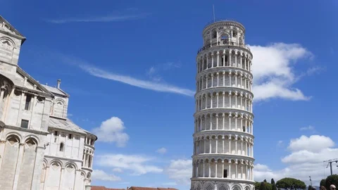 Time Lapse of the Leaning Tower of Pisa Vídeo Stock 107568223