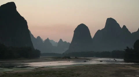 Time lapse of Li river sunset Stock Footage 64870596