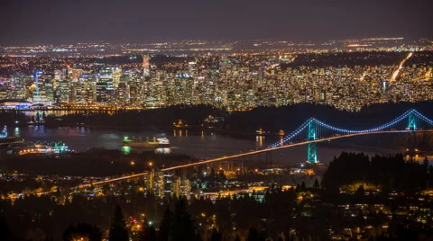 Time lapse of lions gate bridge at night Stock Footage 68821307