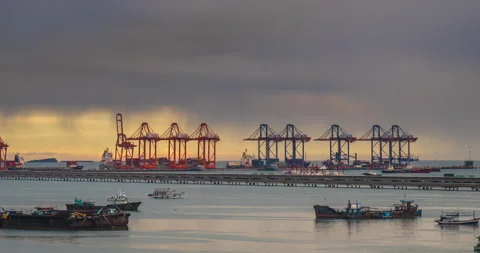 Time-lapse Logistic shipping quay boat in twilight sky night Vídeos de archivo 273271635