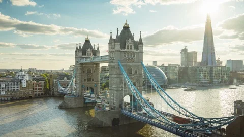 Time lapse London skyline with Tower bridge, UK Stock-Footage 109181856