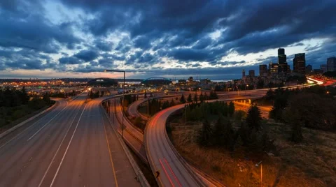 Time Lapse of Long Exposure Freeway Traffic and Clouds Over Seattle WA 4k UHD Видео 54762978