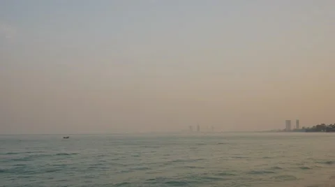 Time lapse looking out to sea 動画素材 60807469