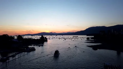 Time lapse of looking over English bay 스톡 동영상 206002684