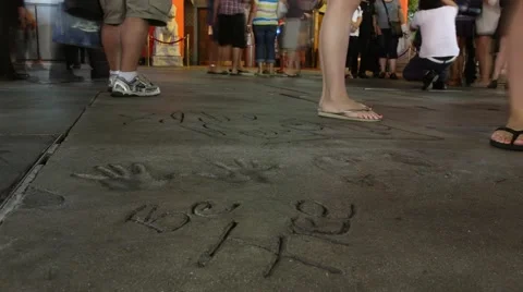 Time Lapse - Low Angle of Chinese Theatre in Hollywood, CA Vidéo 47007985