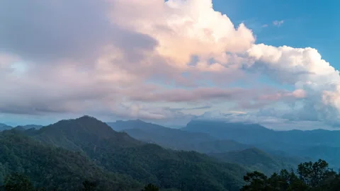 Time lapse majestic view of Doi Luang Chiang Dao in northern Thailand Stock Footage 227276904