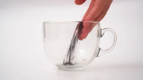 Time-lapse of Making Black Tea Vídeos de archivo 125398153