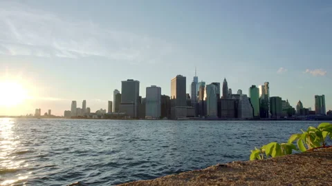 Time Lapse of Manhattan view from Brooklyn at magic hour. wide angle shot Stock Footage 133649718