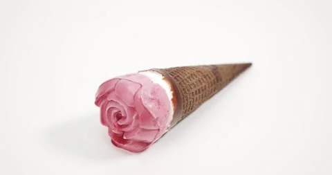 Time lapse, Melting of rose-shaped strawberry flavored ice cream. Stock Footage 167291977