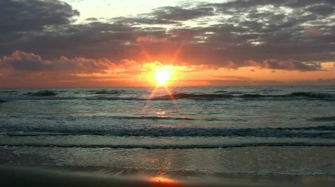 Time lapse of mesmerizing sunset at the North Sea, Denmark Video stock 522924
