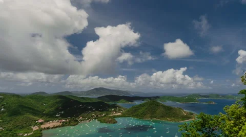Time Lapse Midday clouds pass over Coral Bay Video stock 40063912