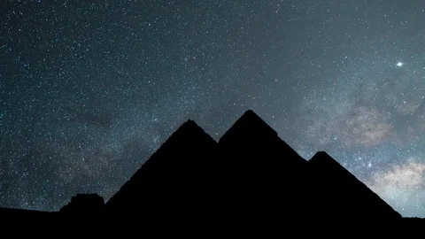 Time lapse of milky way at Great Pyramids at Giza - Egypt Stock Footage