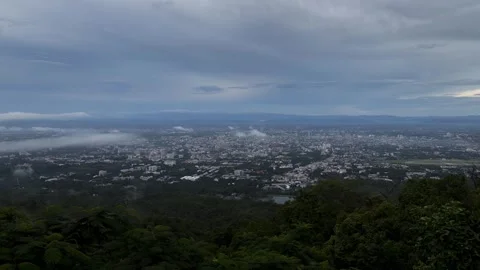 Time-lapse of the mist drifted over the city in the evening. Stock Footage 265015828