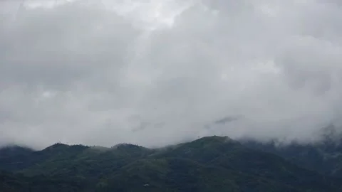Time lapse of moisture on the mountain in a rainy day Stock Footage 185529252