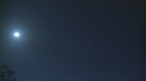 Time lapse moon and clouds Stock Footage 559028