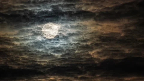Time lapse,The moon rises in the shadow of the black clouds Vídeos de archivo 218456047