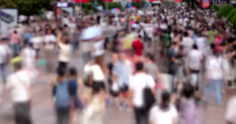 Time lapse with motion blur of crowded pedestrian street at Shanghai Stockbeeldmateriaal 327648053