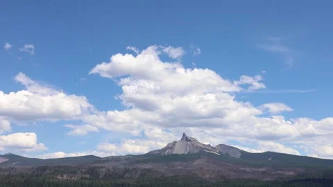 Time lapse of mount Thielsen and Diamond lake Oregon USA Stock Footage 341700690