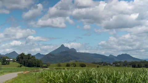 Time lapse of Mount Warning, NSW, Australia Video stock 261346677