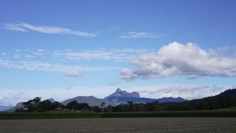 Time lapse of Mount Warning, NSW, Australia Video stock 261631244