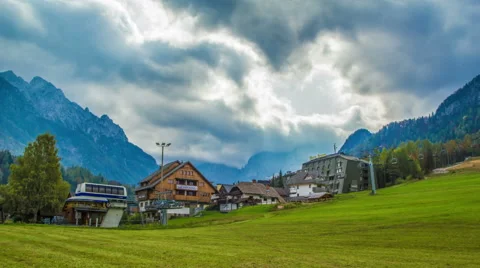 Time lapse of mountain landscape in Kranjska Gora with touristic buildings Stock-Footage 49058385