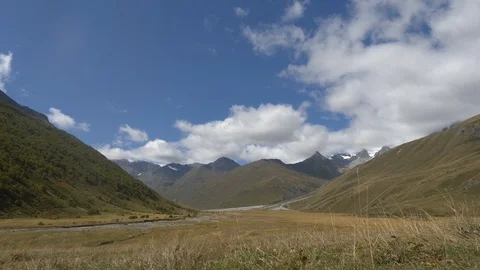 Time lapse of mountains and clouds Stock Footage 121753760