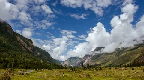 Time lapse of mountains and cloudy sky Stock Footage 51568508