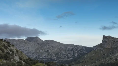 Time lapse of the movement of clouds over the mountain. Stock Footage 110862883