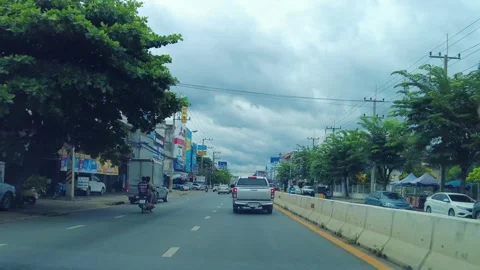 Time-lapse movement of fast driving along with the clouds in the sky moving quic 스톡 동영상 250222016