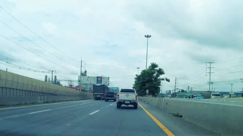Time-lapse movement of fast driving along with the clouds in the sky moving quic 스톡 동영상 250222204
