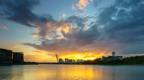 Time-lapse Moving cloud Stock Footage 61708214