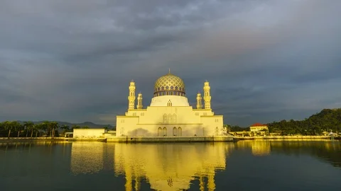 Time-lapse moving cloud over floating Mosque Stock Footage 92121476