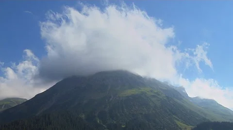 Time Lapse Moving Clouds at mountain top Stock-Footage 53237193