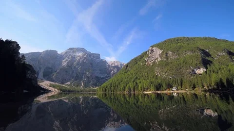 Time lapse - Moving clouds over Lake Braies Video stock 80922855